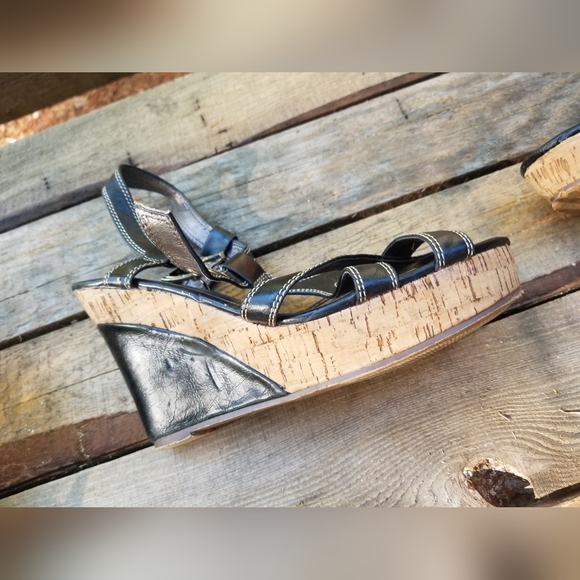 Size 9 High Heel Shoes Be Wild Black Straps Joy & Peace Brown open toe Ladies - Picture 11 of 12